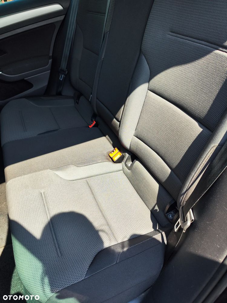 Volkswagen Golf - 13