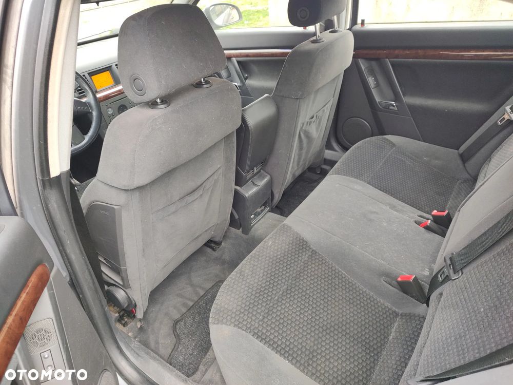 Opel Vectra - 8