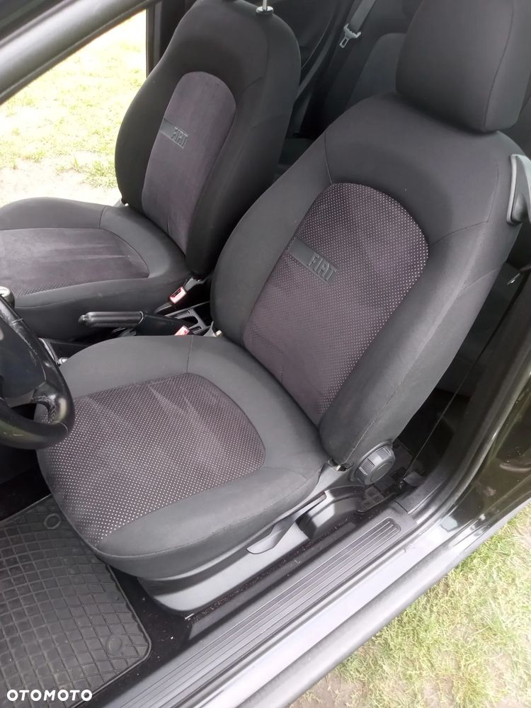 Fiat Grande Punto 1.4 8V - 11