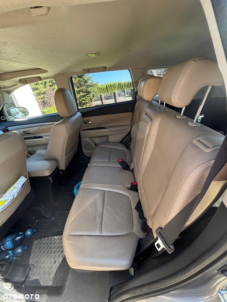 Mitsubishi Outlander 2.2 DID Instyle Navi - 5