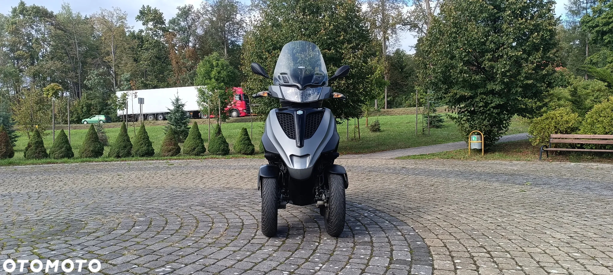Piaggio MP-3 - 39
