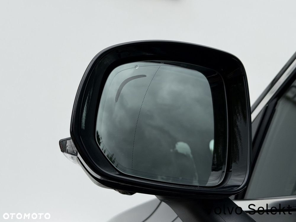 Volvo XC 90 - 11
