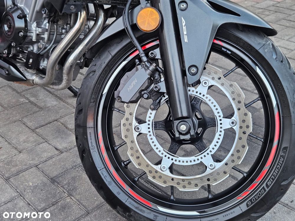 Honda CBX - 11