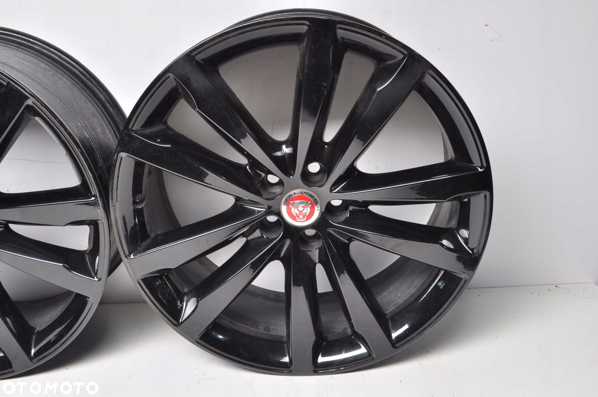 JAGUAR  FELGI ALUMINIOWE HK8M-1007-GA 20" 8.5J 5X108 ET45 - 2