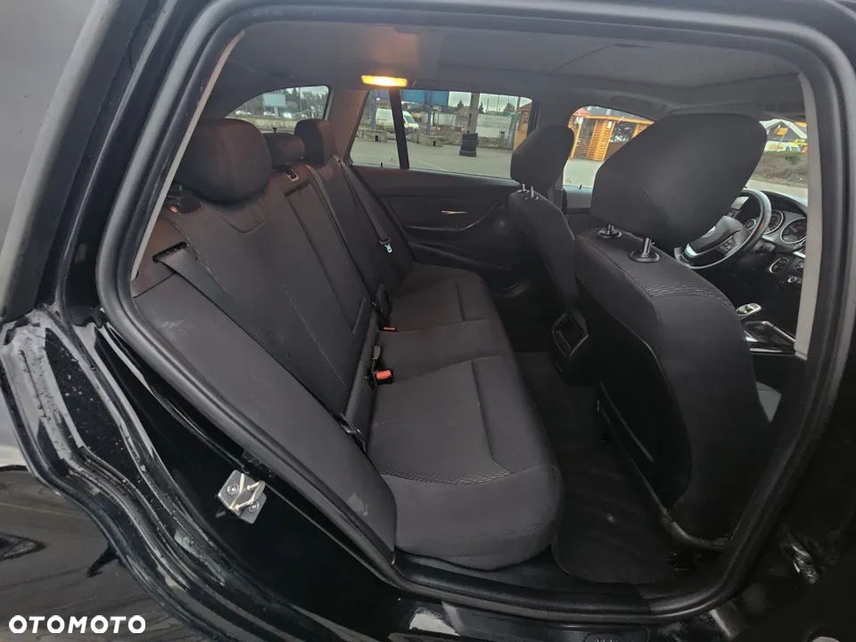 BMW Seria 3 320d Sport-Aut - 38