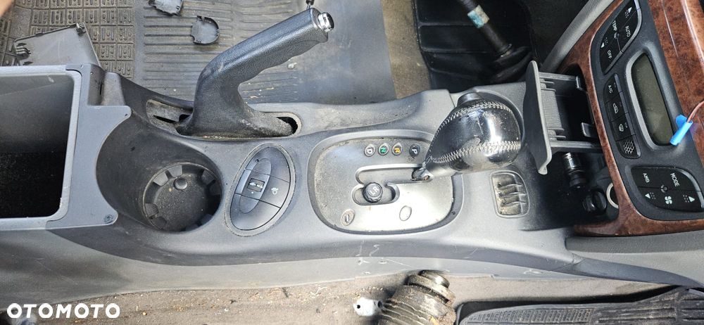 HYUNDAI SANTA FE I 00 - 03 2.0 D4EA - PRZELĄCZNIK ZESPOLONY PAJĄK - 32