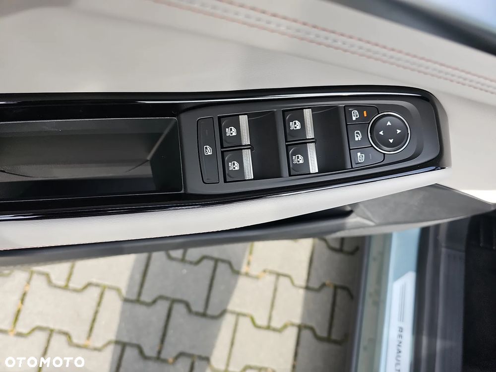 Renault Espace 1.2 E-Tech Full Hybrid 200 Iconic MMT 5os - 13