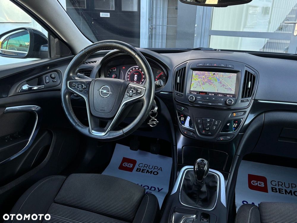 Opel Insignia - 24