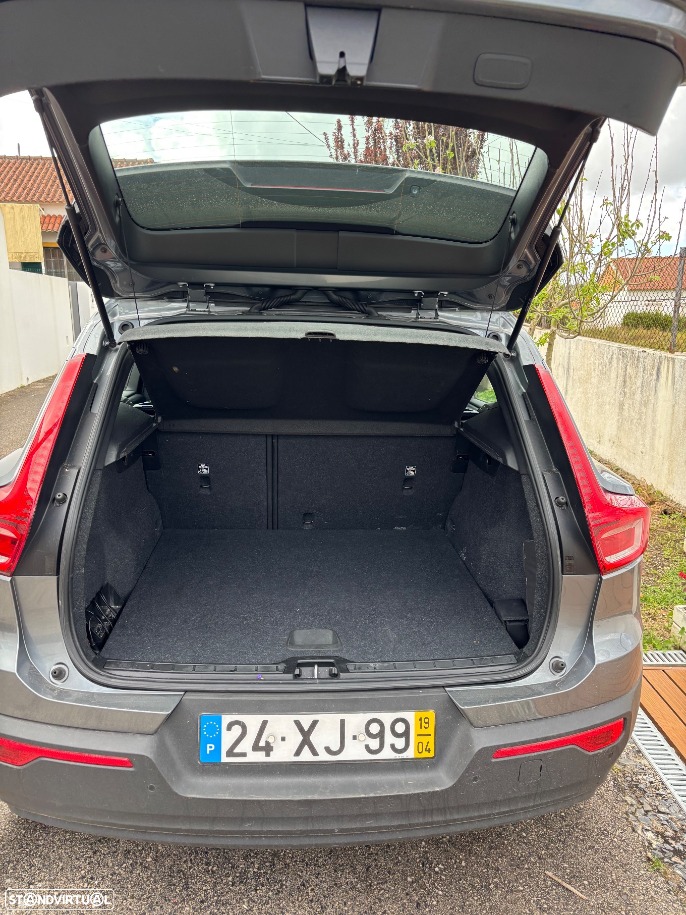 Volvo XC 40 2.0 D3 Geartronic - 4