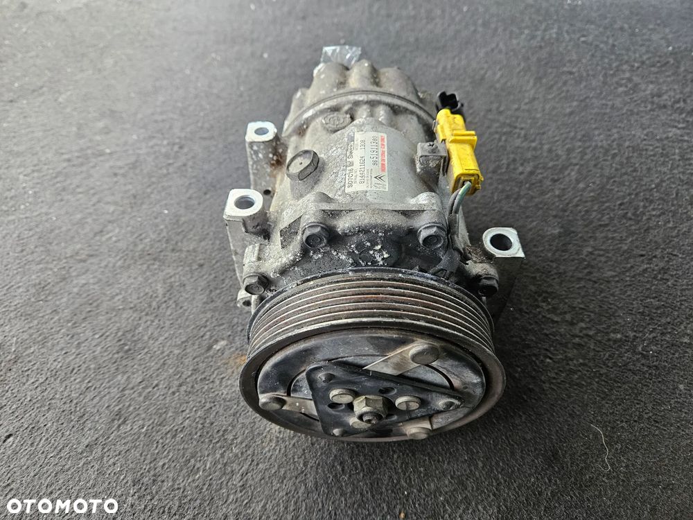 Kompresor klimatyzacji pompa 9651911380 Citroen C4 Picasso 2.0 HDI - 2