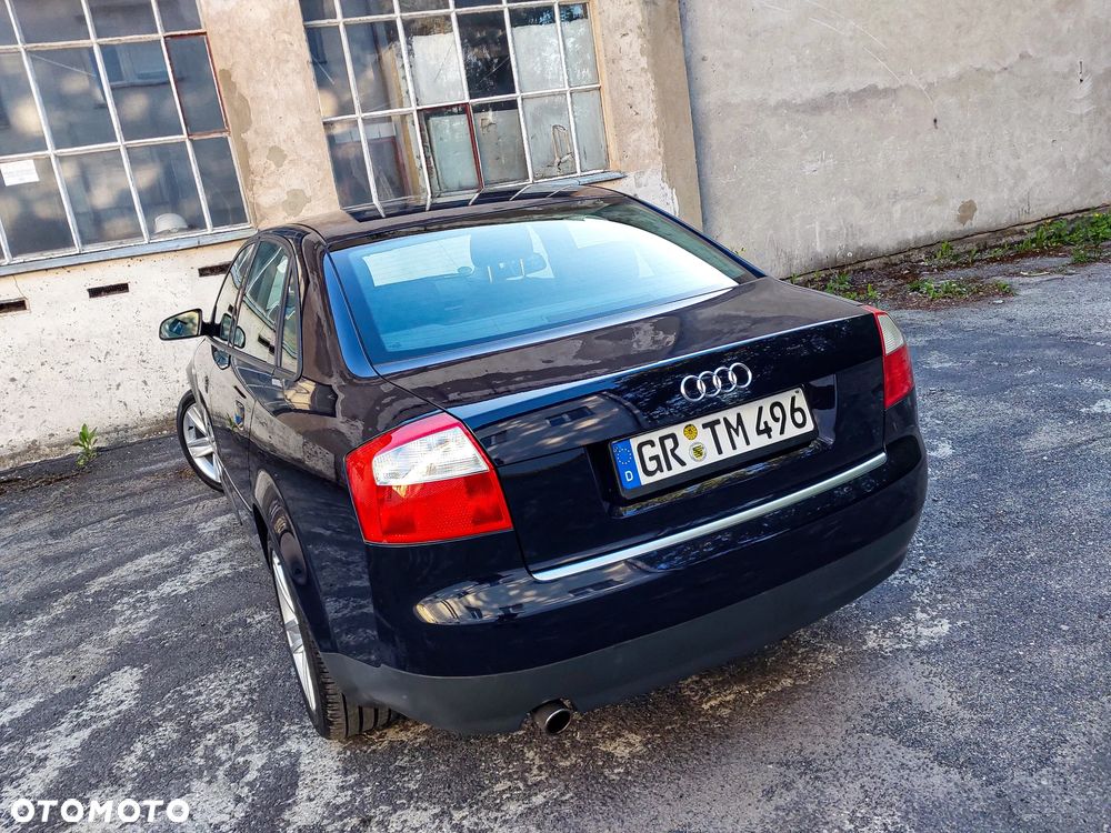 Audi A4 Limousine 2 - 18