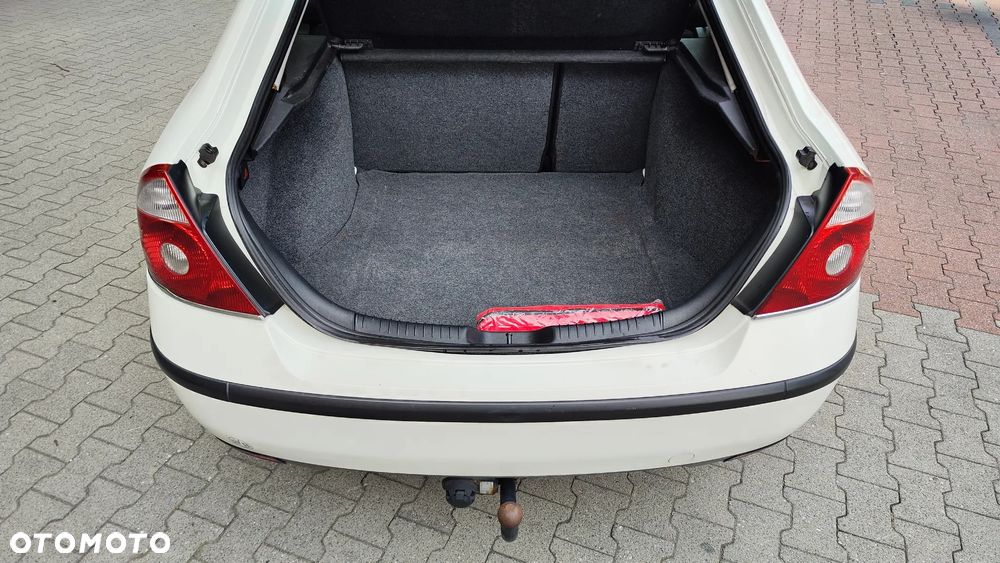 Ford Mondeo 1.8 Trend - 8