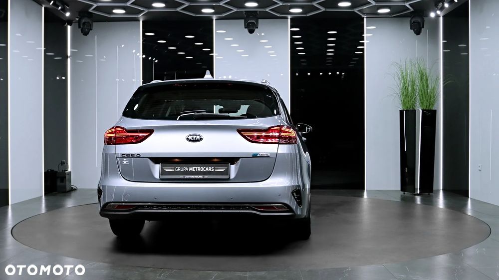 Kia Ceed 1.6 CRDi SCR M - 7