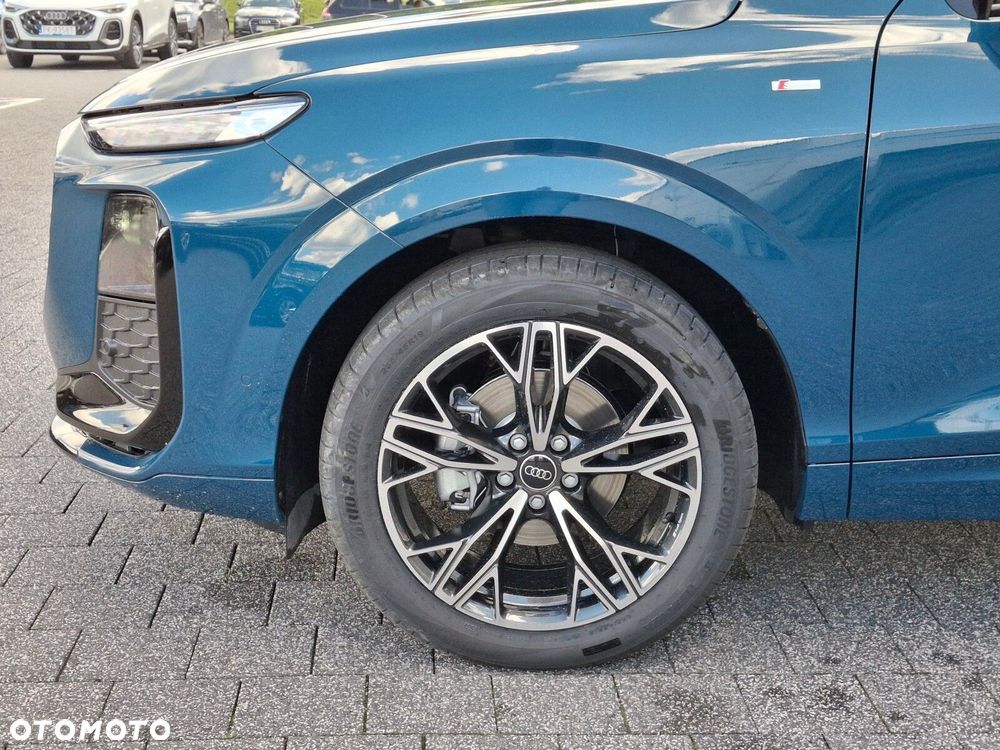 Audi Q3 Sportback - 5