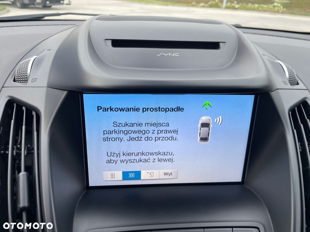 Ford Kuga 1.5 EcoBoost 2x4 ST-Line - 35