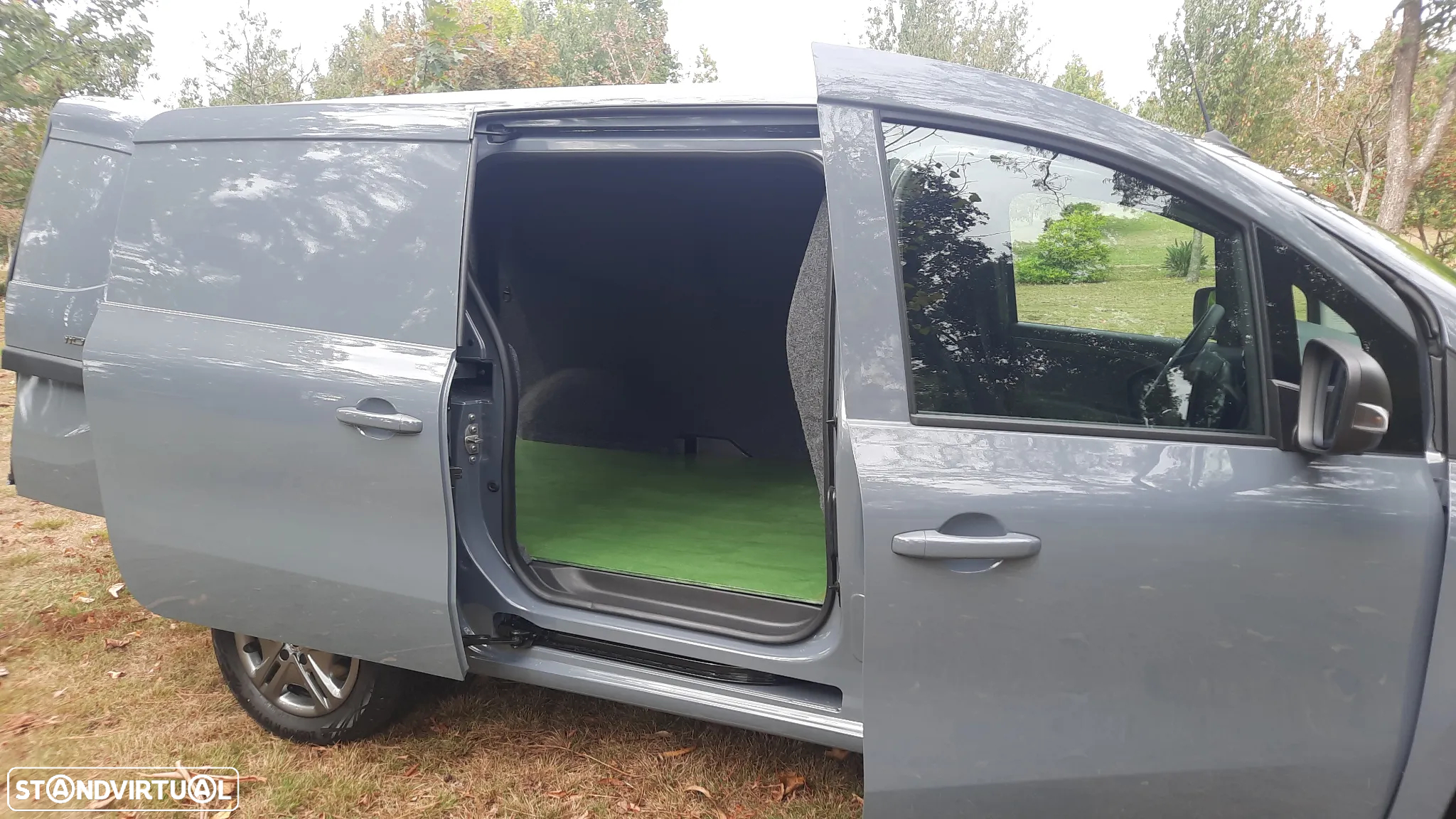 Mercedes-Benz Citan Longo Van 110CDI/31 95cv Linha Pro 3 lug. 5 prts - 39