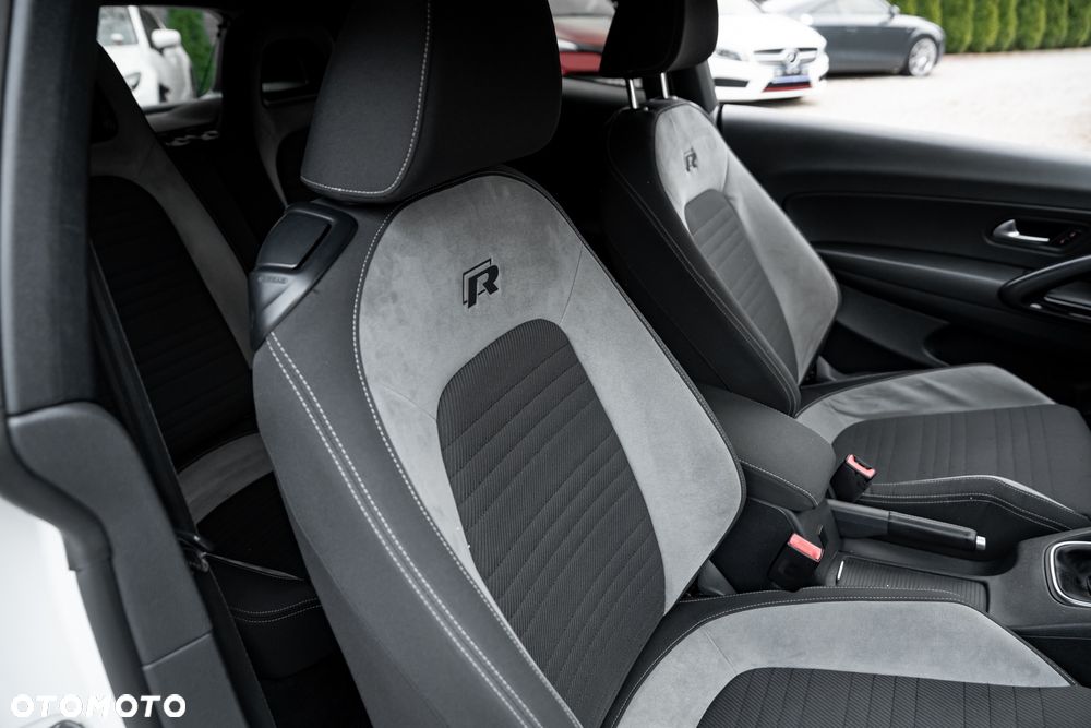 Volkswagen Scirocco R - 34