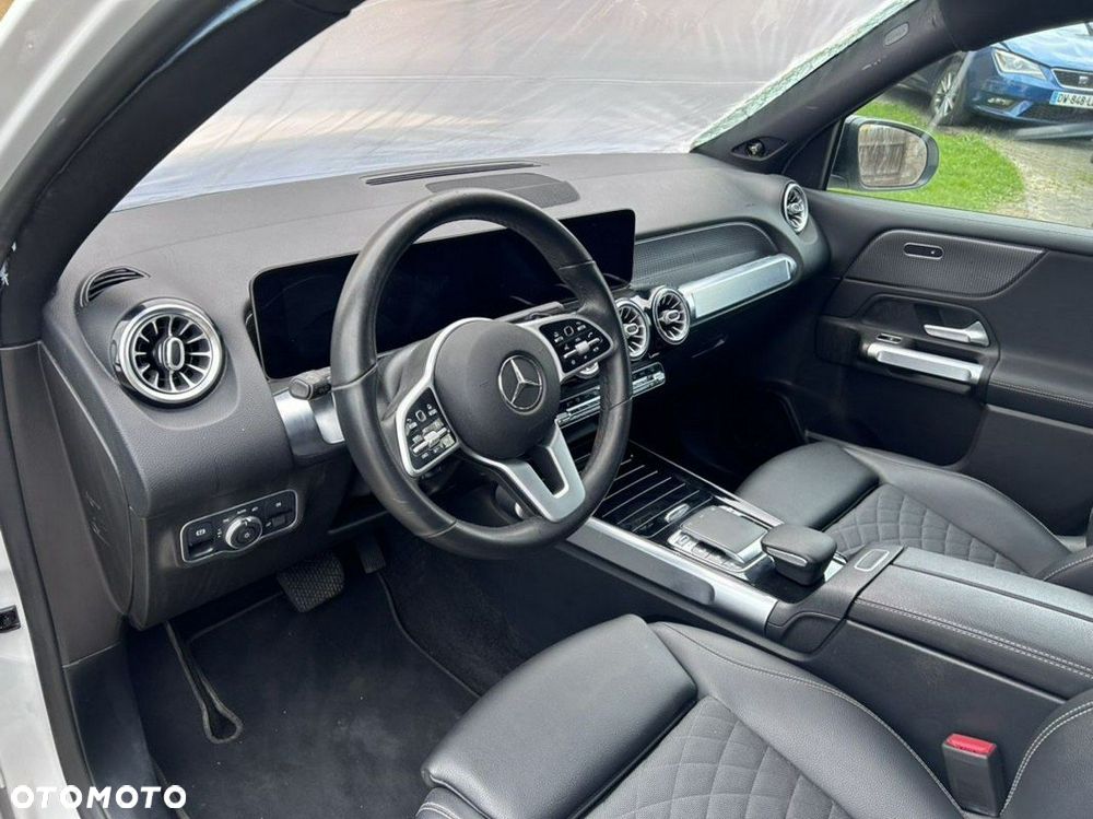 Mercedes-Benz GLB - 7