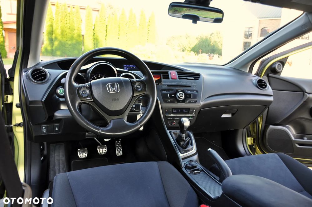 Honda Civic 1.4 Sport - 27