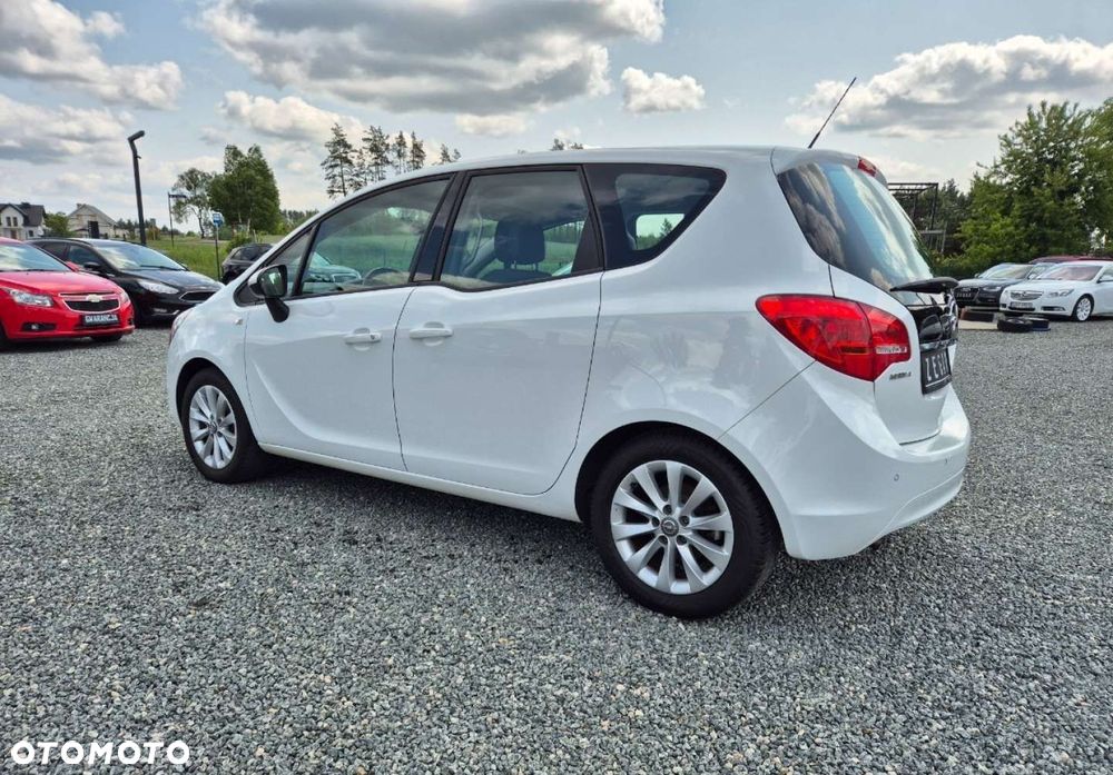 Opel Meriva - 32