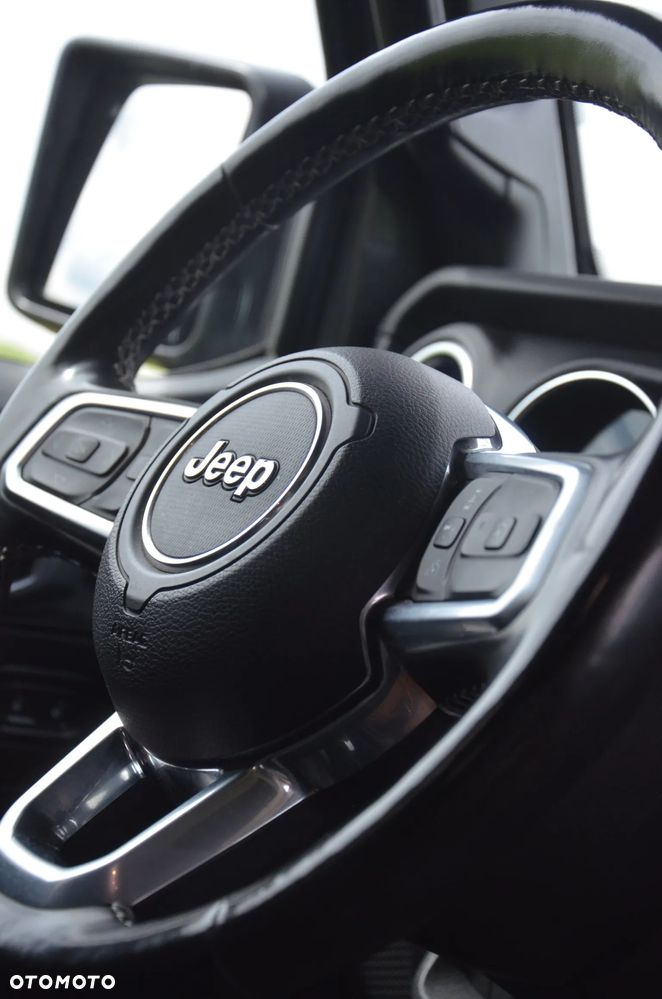 Jeep Wrangler Unlimited GME 2.0 Turbo Sahara - 19