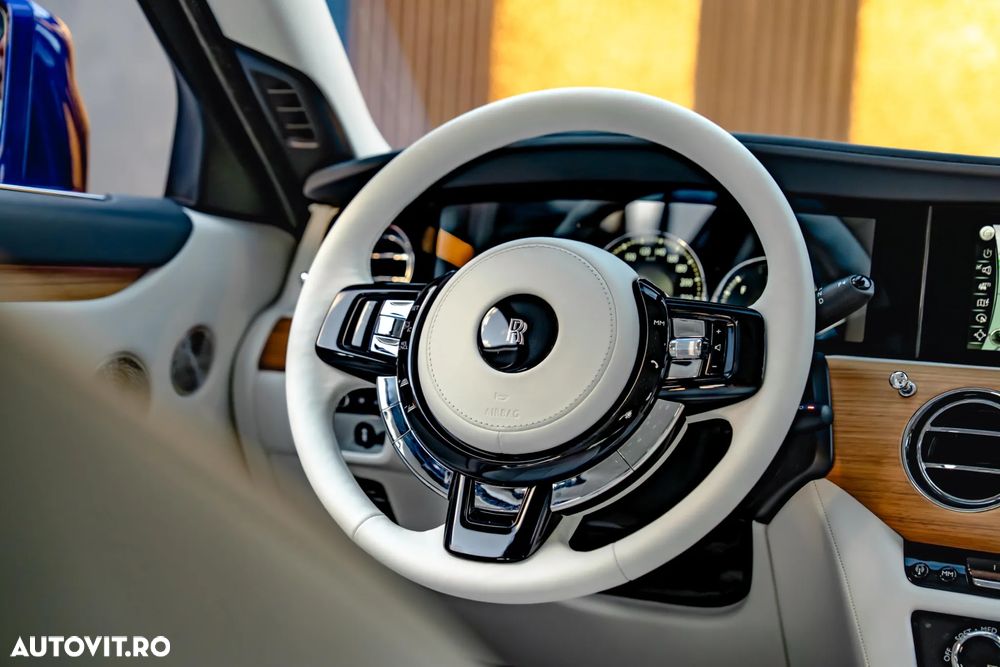 Rolls-Royce Ghost - 26