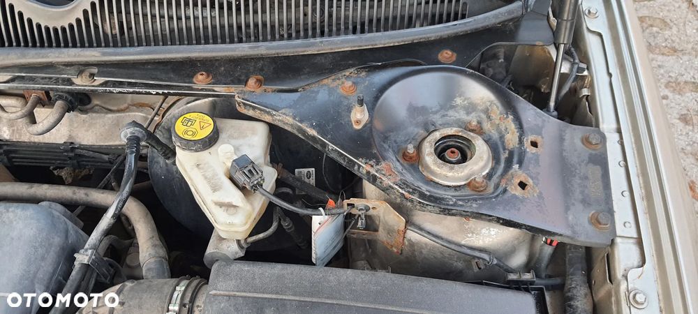 Ford Mondeo 2.0 Trend - 18