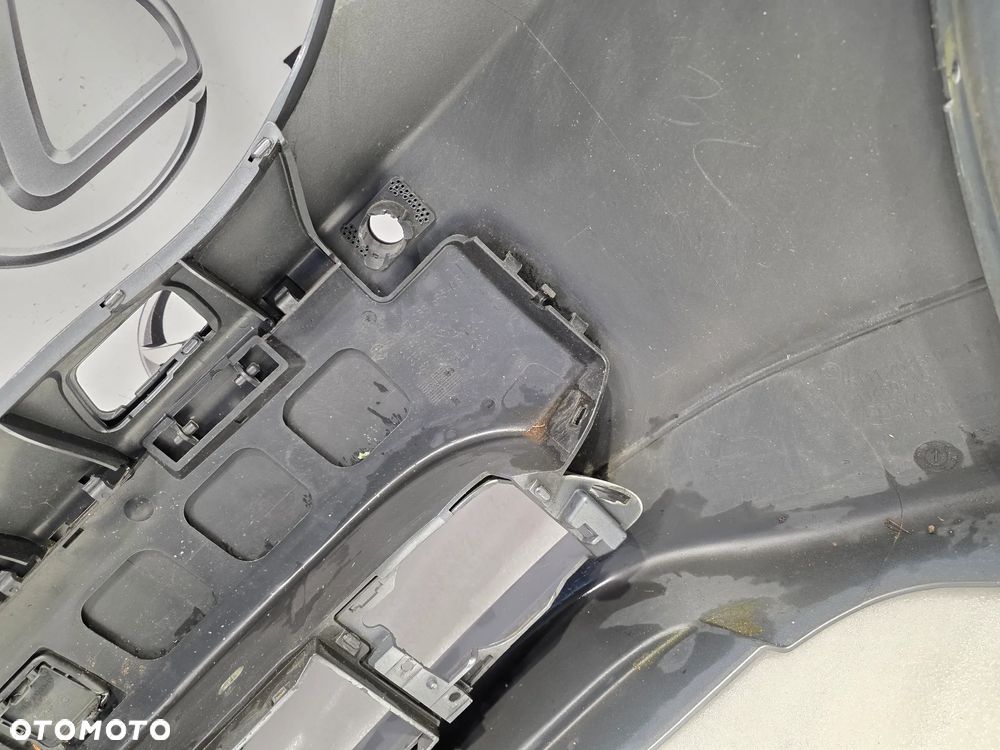 BMW E60 / E61 03-06 ZDERZAK PRZEDNI PRZÓD NA SPRYSKI + 4xPDC , NR 5111703369 / 703369 , NR AUKCJI NZ1705 - 32