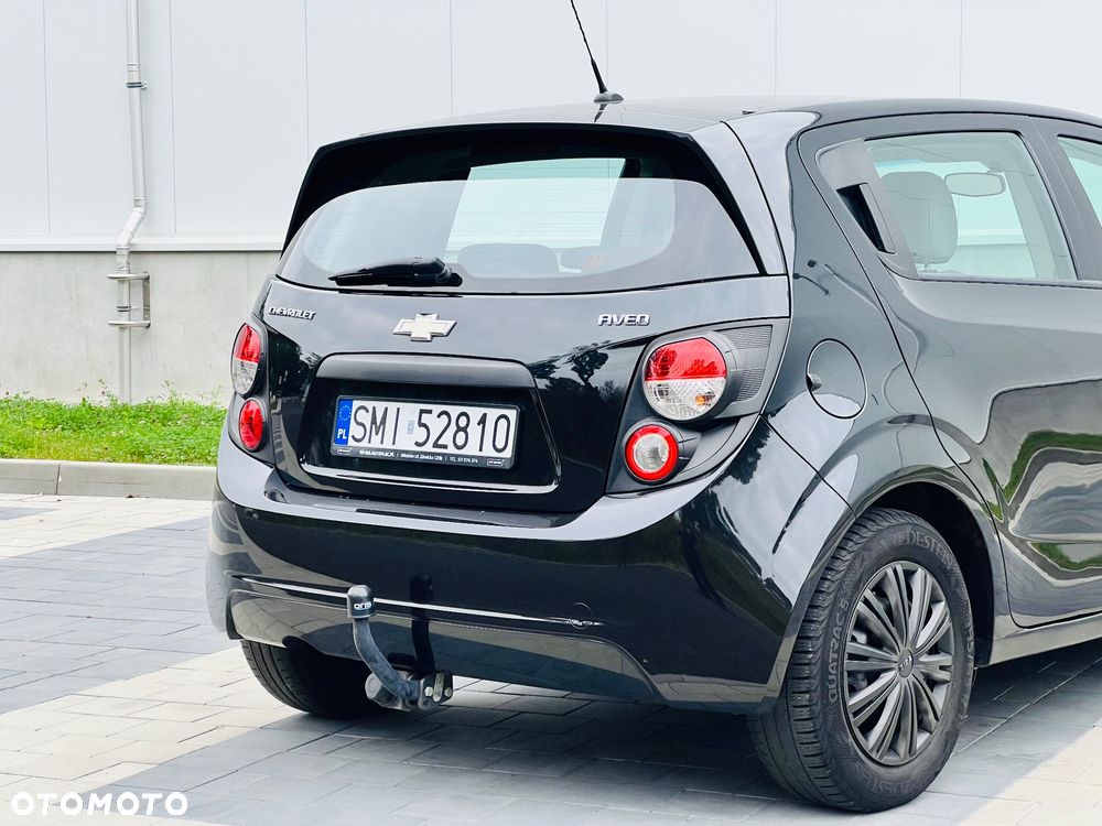 Chevrolet Aveo 1.2 LT - 16