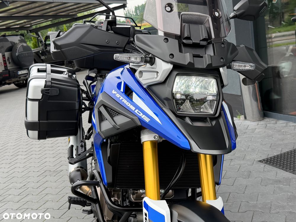 Suzuki V-STROM - 25
