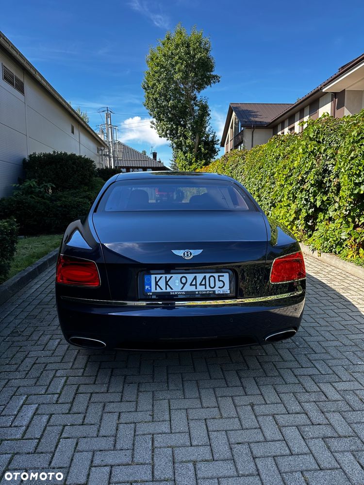 Bentley Flying Spur W12 - 25