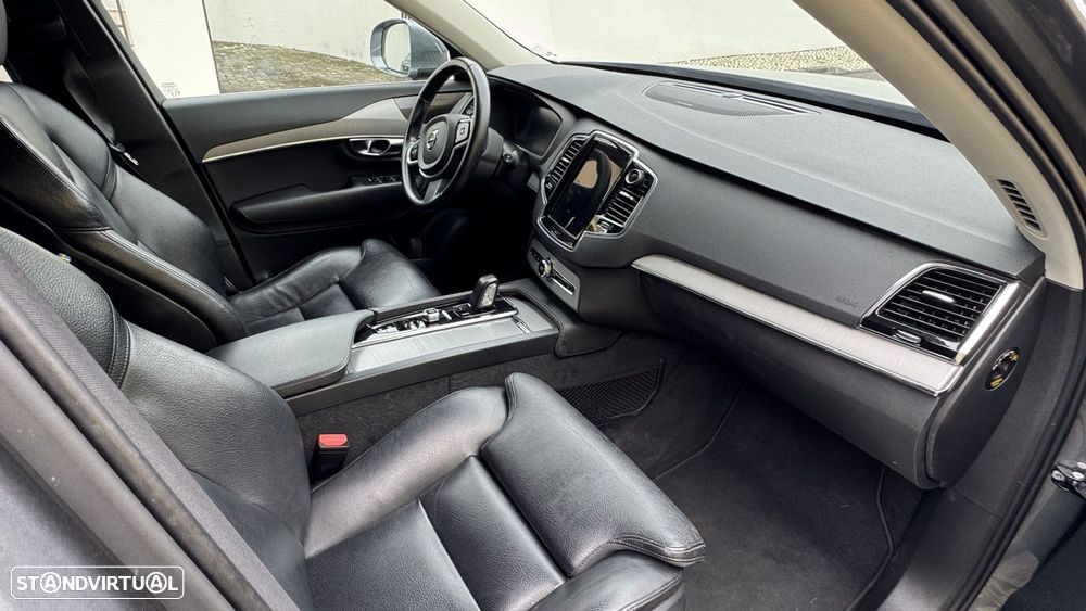 Volvo XC 90 2.0 B5 Inscription AWD - 6