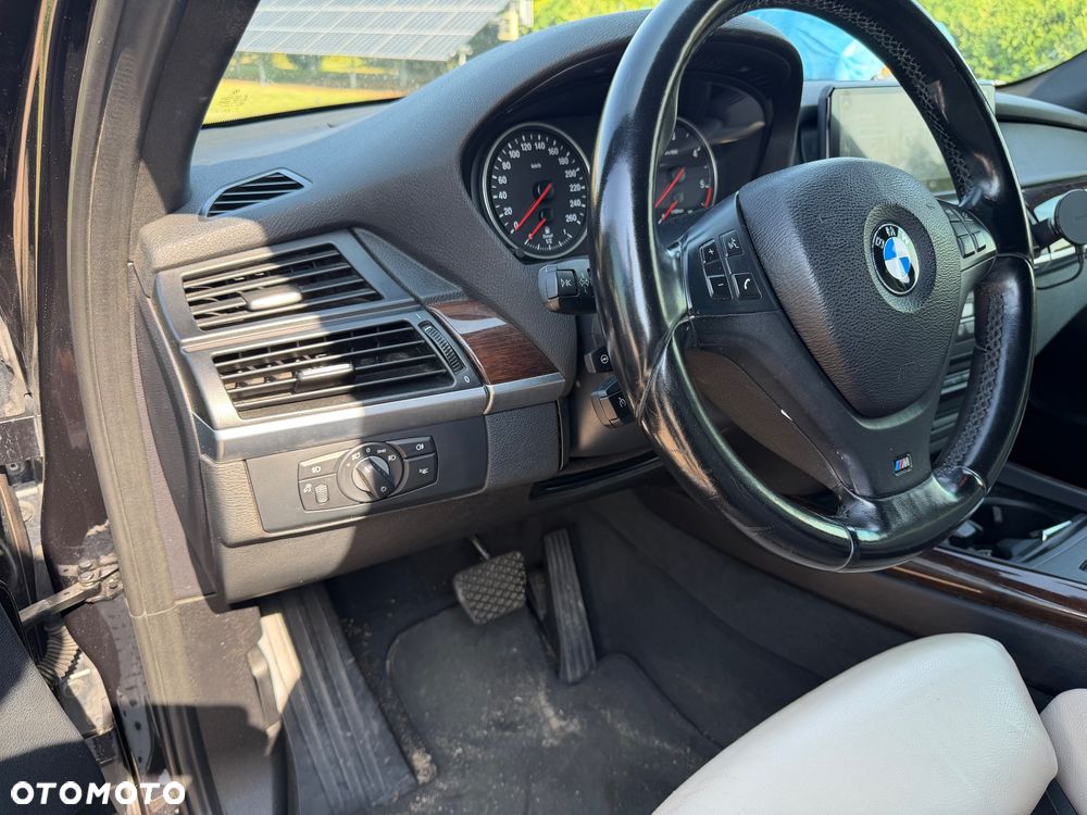 BMW X5 - 7