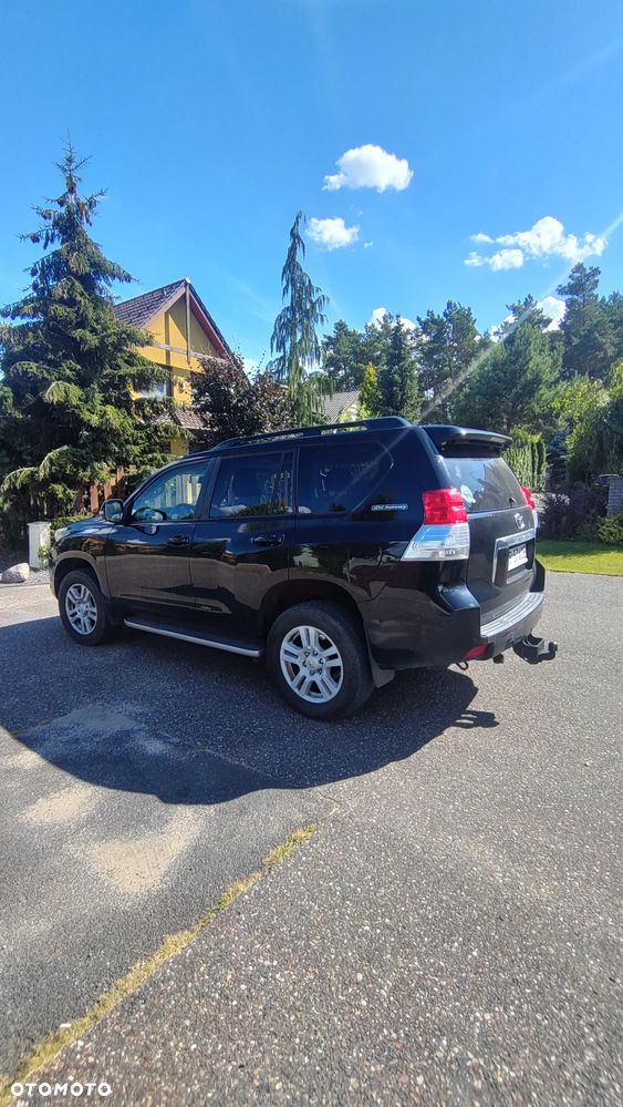 Toyota Land Cruiser - 7