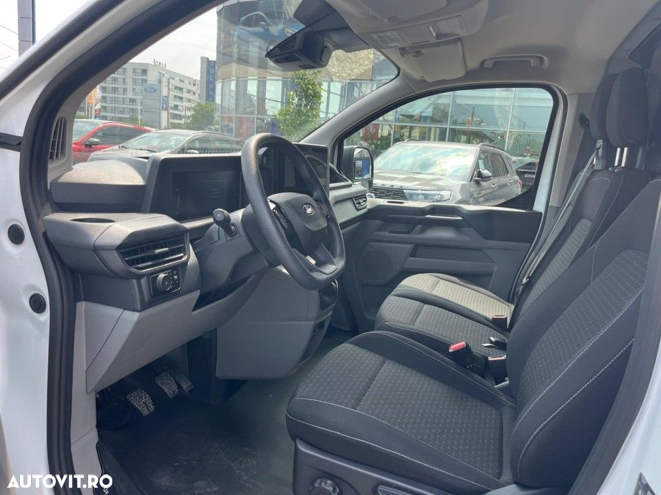 Ford Transit Custom - 11