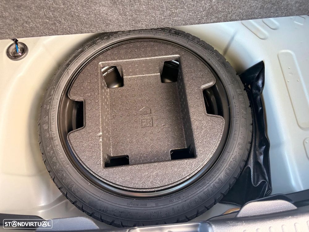 Toyota Yaris 1.5 HDF Comfort Plus - 13