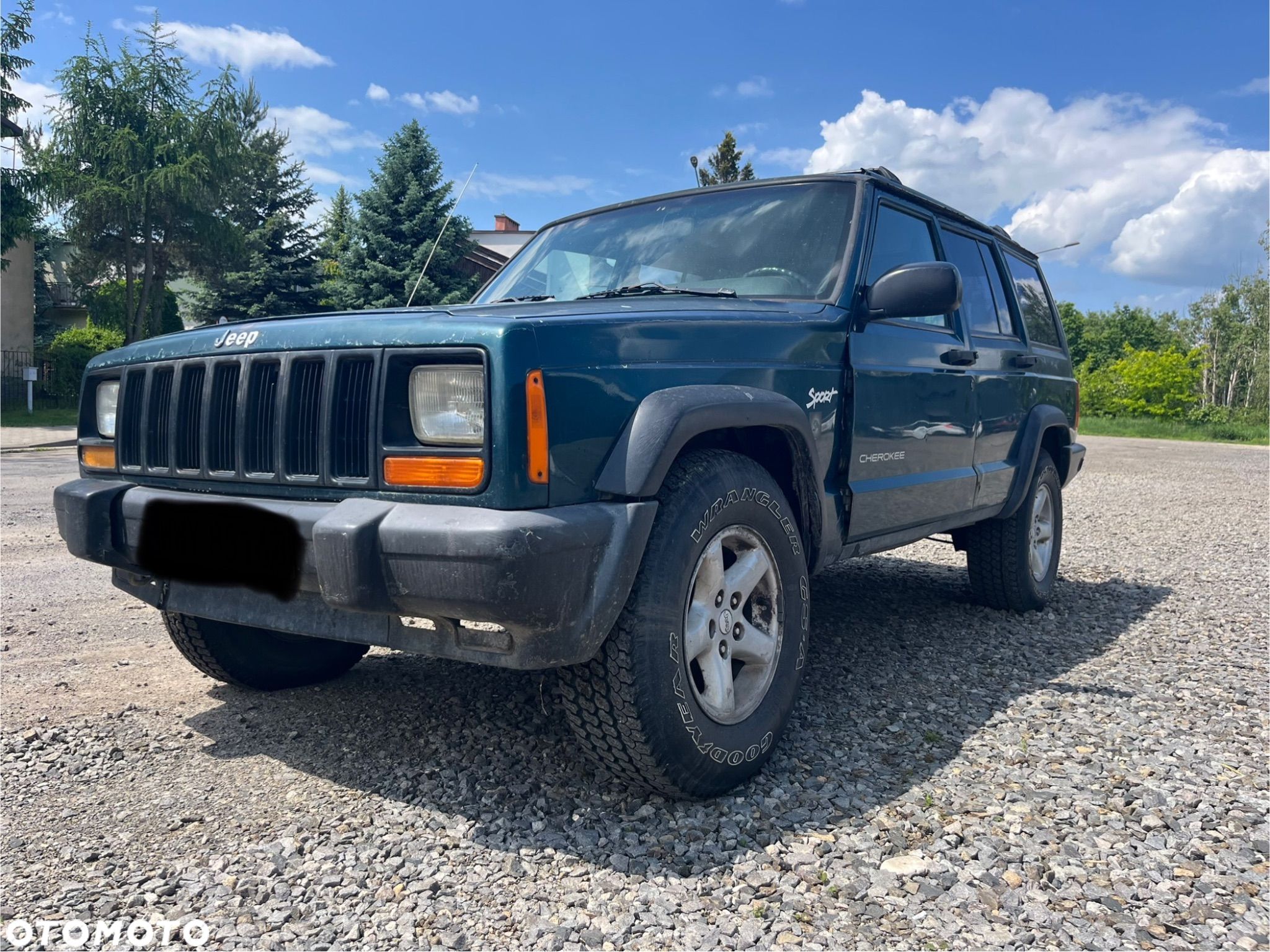 Jeep Cherokee - 1