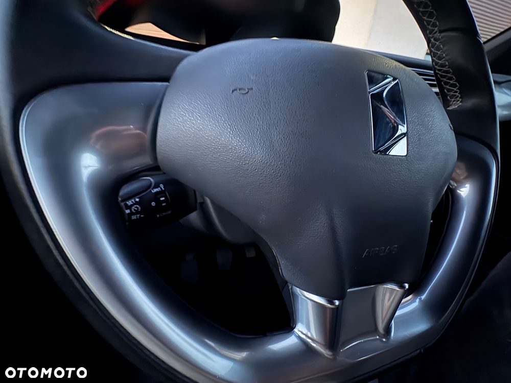 Citroën DS3 PureTech 110 Start & Stop SoChic - 26
