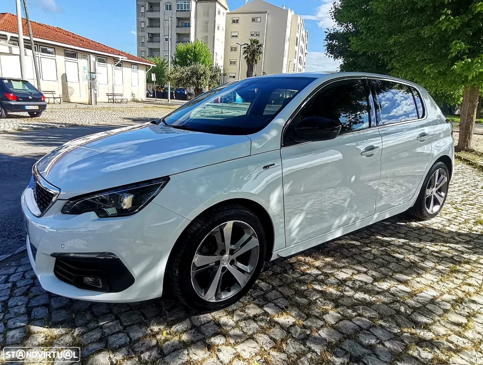 Peugeot 308 1.2 PureTech GT - 4