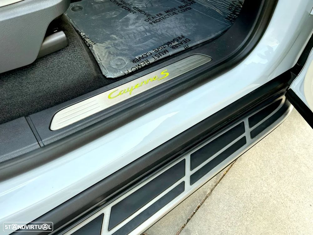 Porsche Cayenne S E-Hybrid - 38