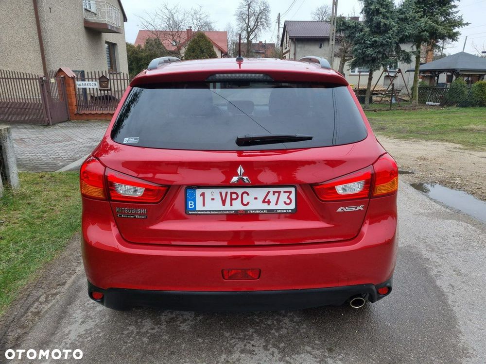 Mitsubishi ASX - 5