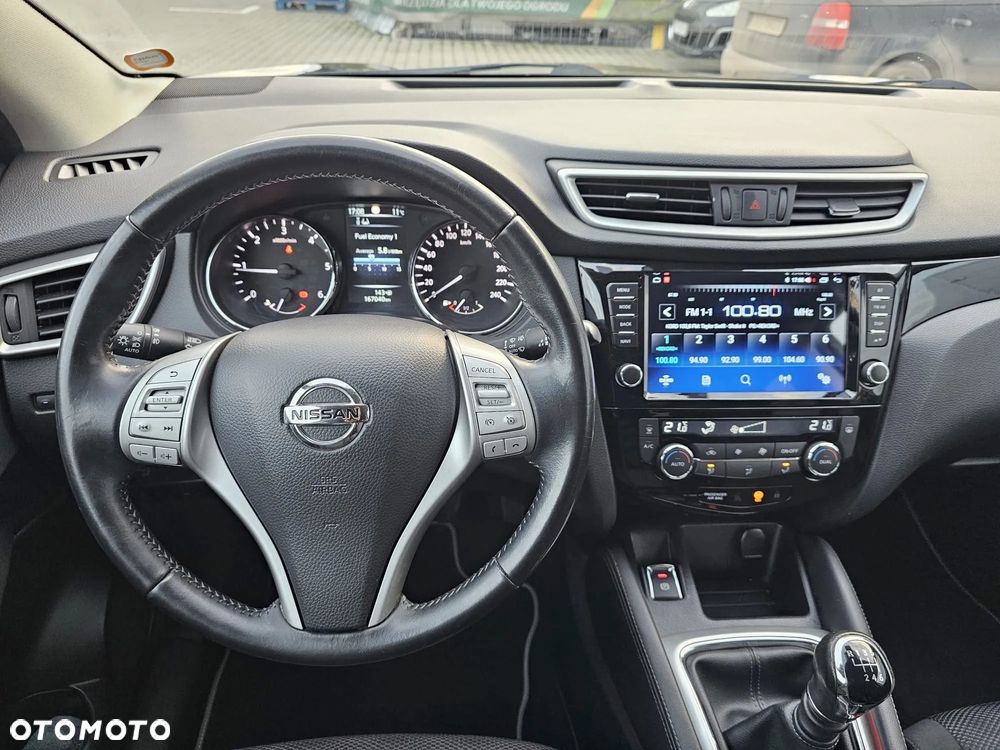 Nissan Qashqai 1.5 dCi N-Connecta - 16