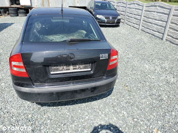 skoda octavia 1,9 tdi kod silnika bxe kod farby 9910