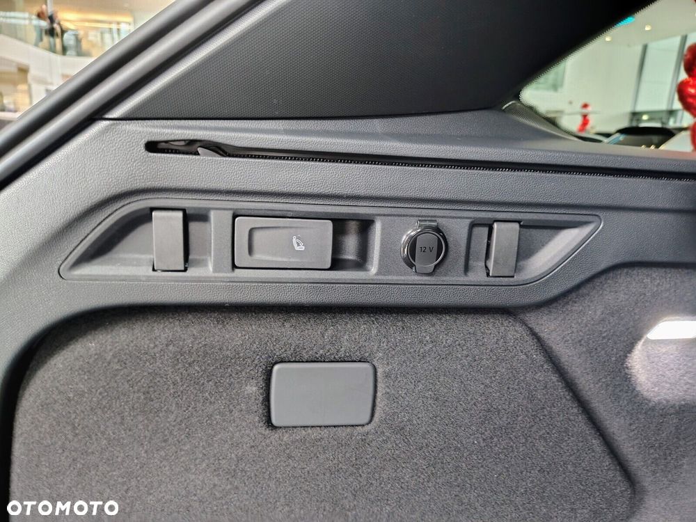 Volkswagen Passat - 13