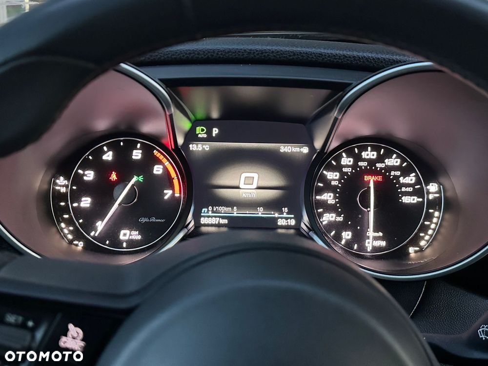 Alfa Romeo Giulia 2.0 Turbo 16V AT8-Q4 Sprint - 16