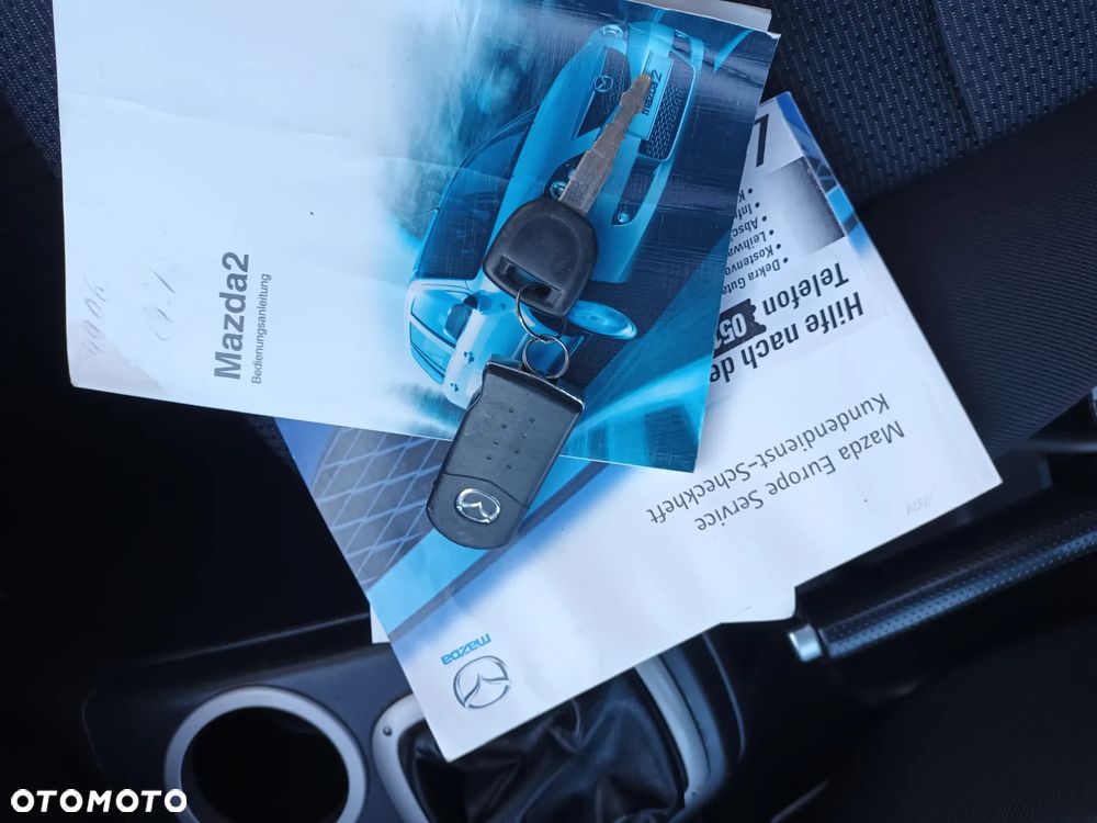 Mazda 2 1.4l Exclusive - 32