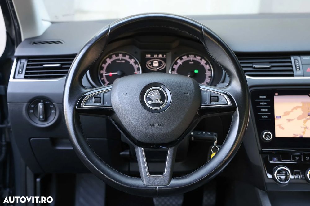 Skoda Octavia 1.6 TDI DSG Ambition - 15