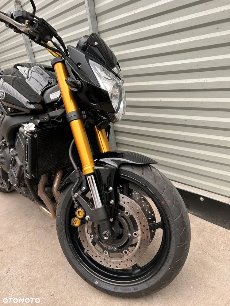 Yamaha FZ8 - 16
