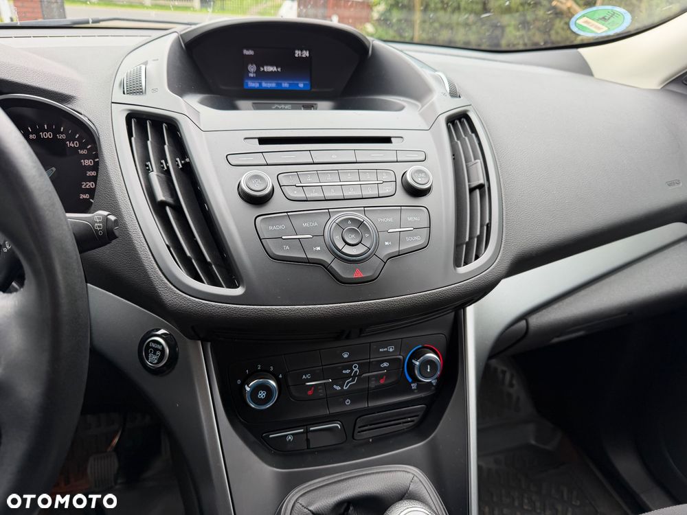 Ford Kuga - 11