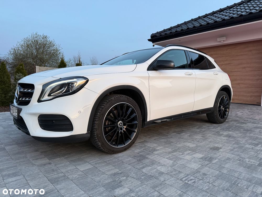 Mercedes-Benz GLA 220 d 7G-DCT AMG Line - 4